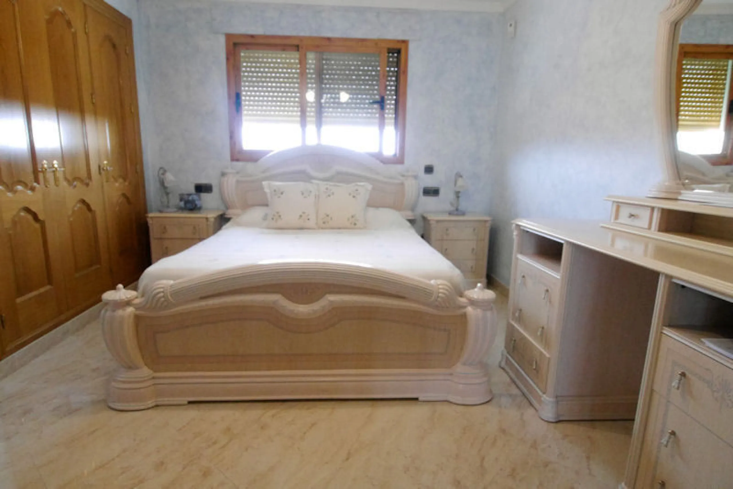 .Beautiful property with a plot of 2,501 Mts. Villa of about 492 meters built,