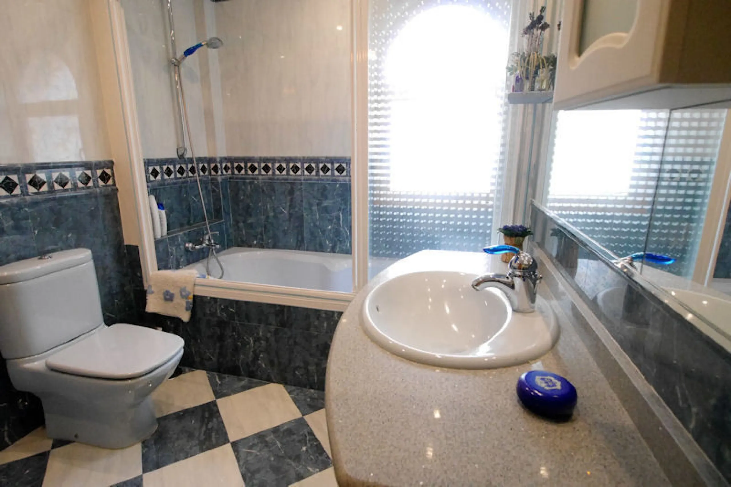 .Beautiful property with a plot of 2,501 Mts. Villa of about 492 meters built,