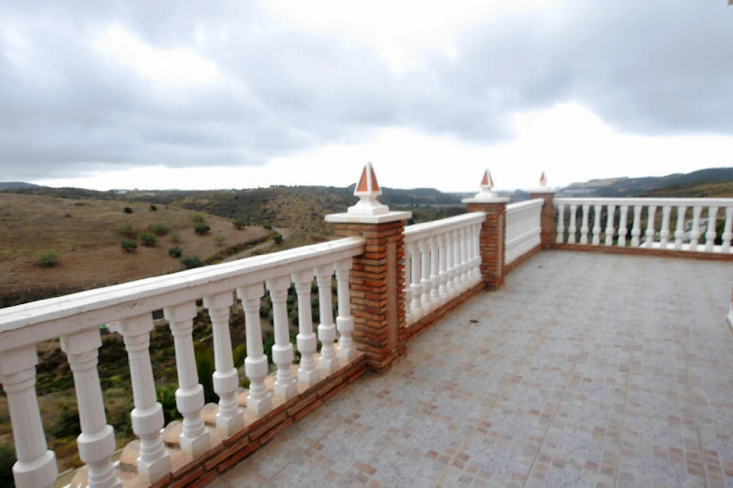 .Beautiful property with a plot of 2,501 Mts. Villa of about 492 meters built,