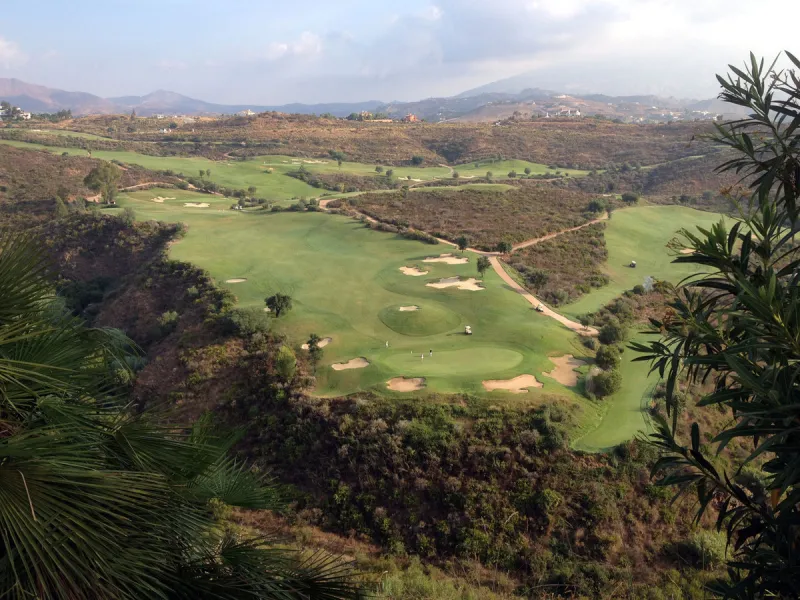 .Beautiful property with a plot of 2,501 Mts. Villa of about 492 meters built,