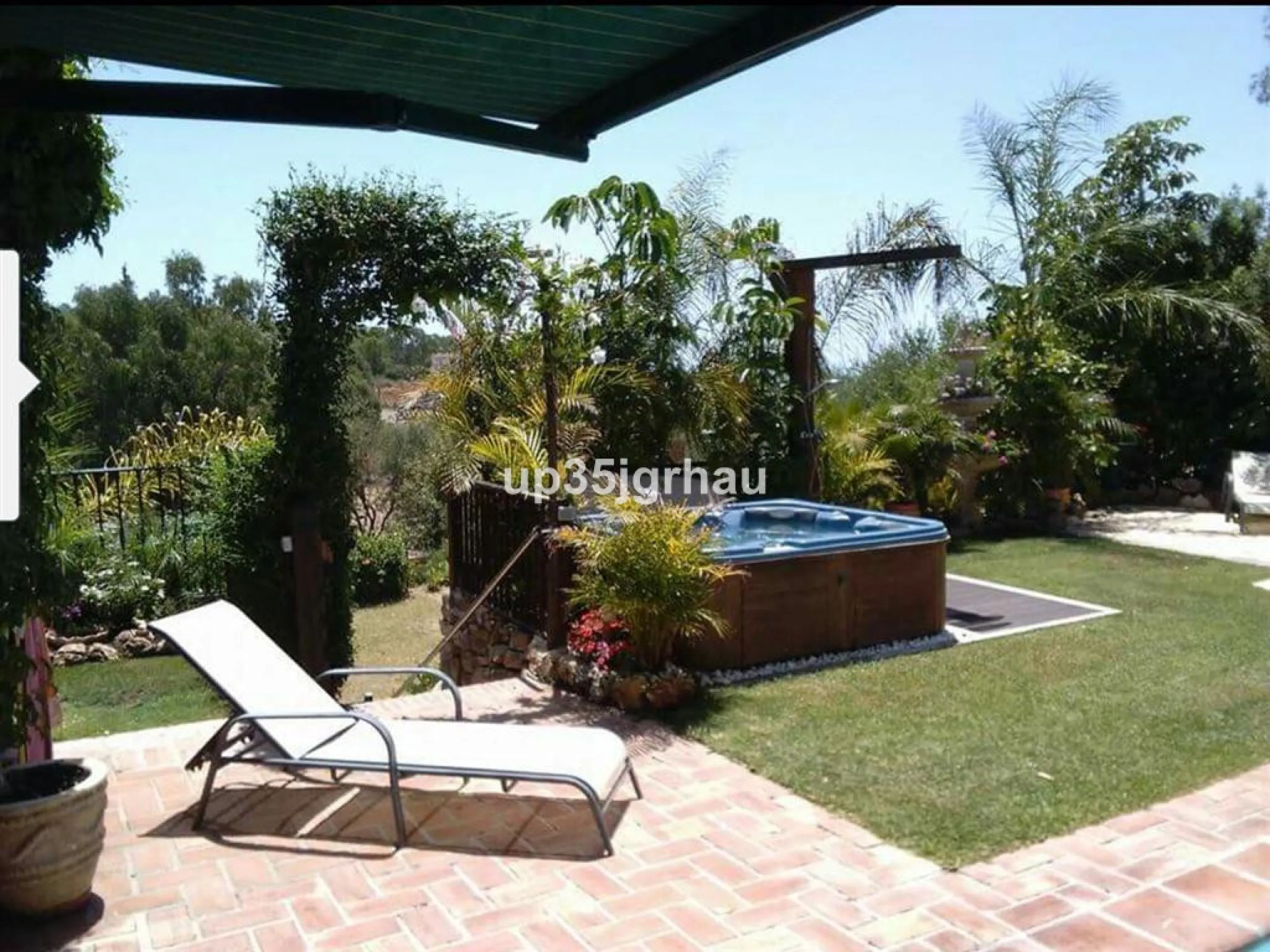 Ground Floor Apartment, Estepona, Costa del Sol.