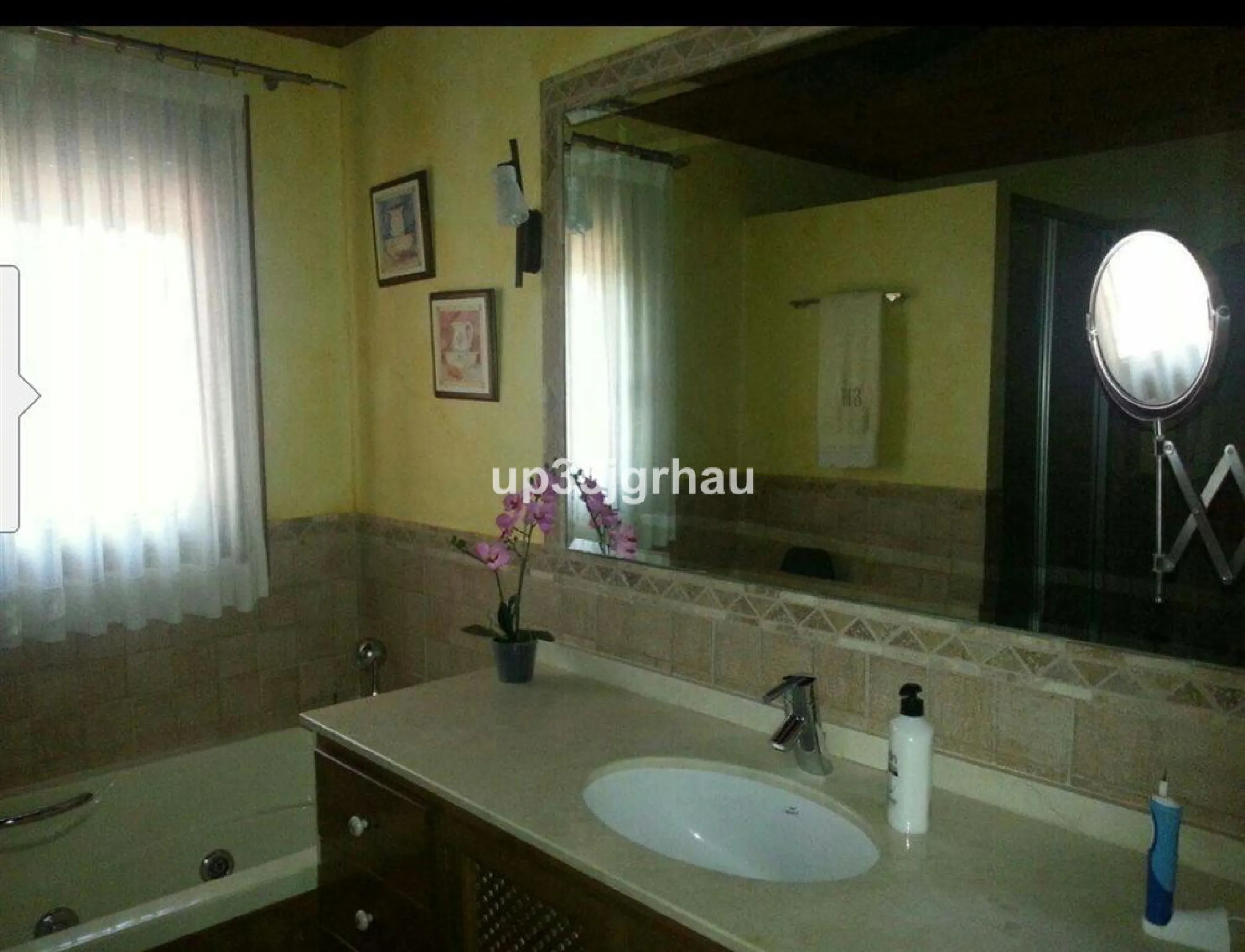 Ground Floor Apartment, Estepona, Costa del Sol.