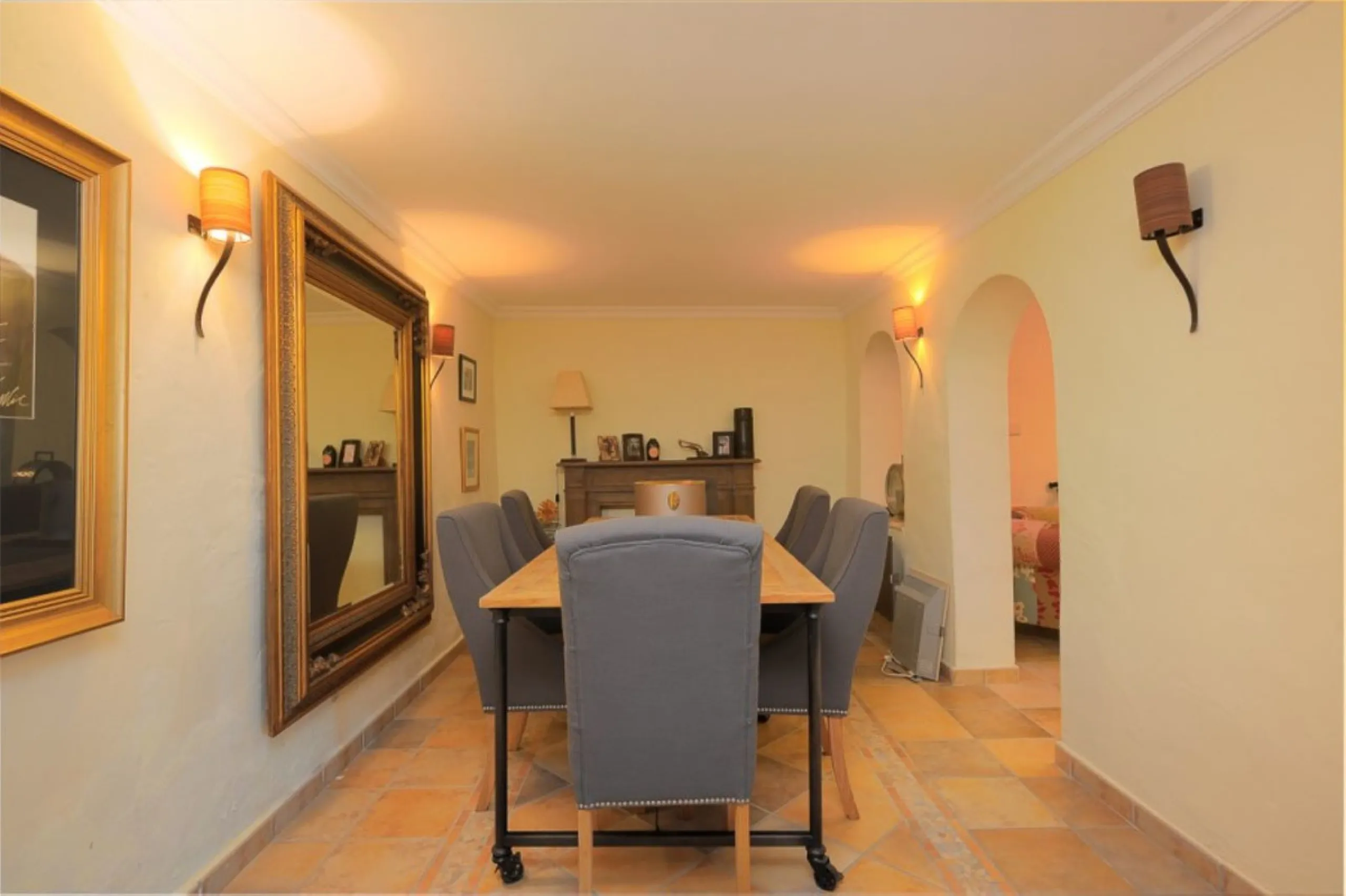 A rare opportunity to acquire a fabulous townhouse located in one of the nicest streets of the old town of Marbella, walking distance to all the amenities, bars, restaurants and the beaches.