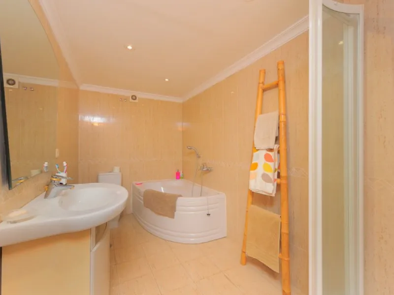 A rare opportunity to acquire a fabulous townhouse located in one of the nicest streets of the old town of Marbella, walking distance to all the amenities, bars, restaurants and the beaches.