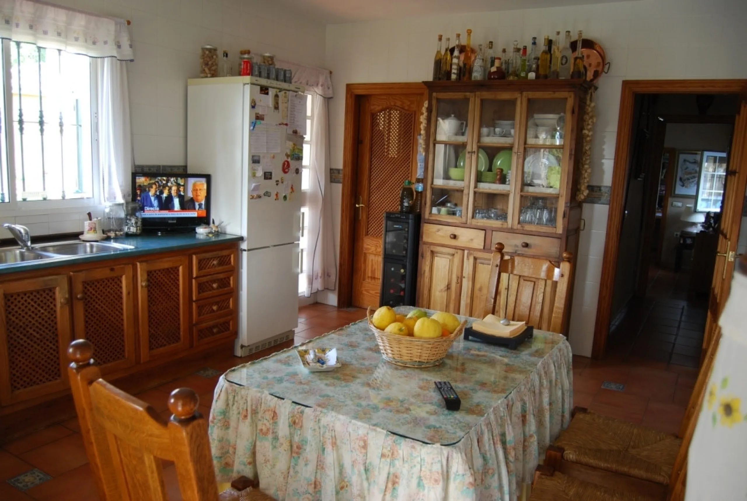 House - Detached Villa в продаже в Alhaurín de la Torre, Málaga. В доме 4 спален и 3 ванных комнат. Площадь дома 390 м². Площадь участка 6000 м²
