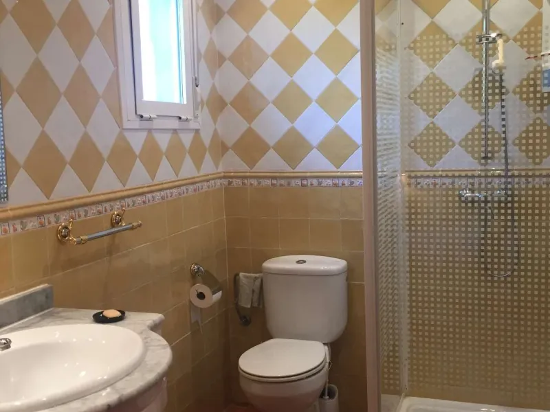 House - Detached Villa в продаже в Alhaurín de la Torre, Málaga. В доме 4 спален и 3 ванных комнат. Площадь дома 390 м². Площадь участка 6000 м²