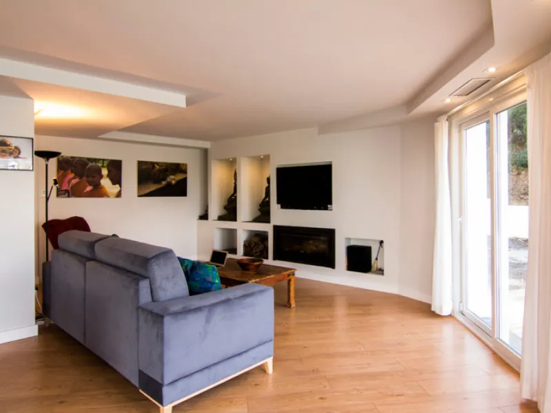 Big modern villa, with spectacular mountain views. Set in a magical cork oak forest.