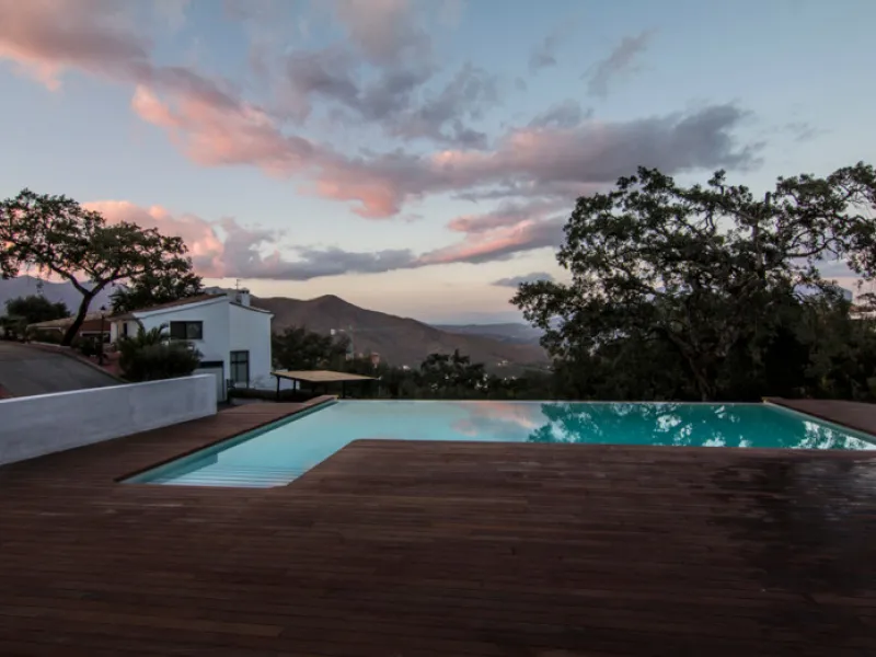 Big modern villa, with spectacular mountain views. Set in a magical cork oak forest.