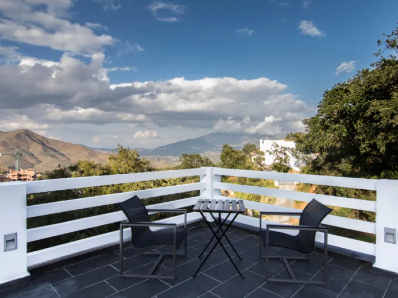 Big modern villa, with spectacular mountain views. Set in a magical cork oak forest.
