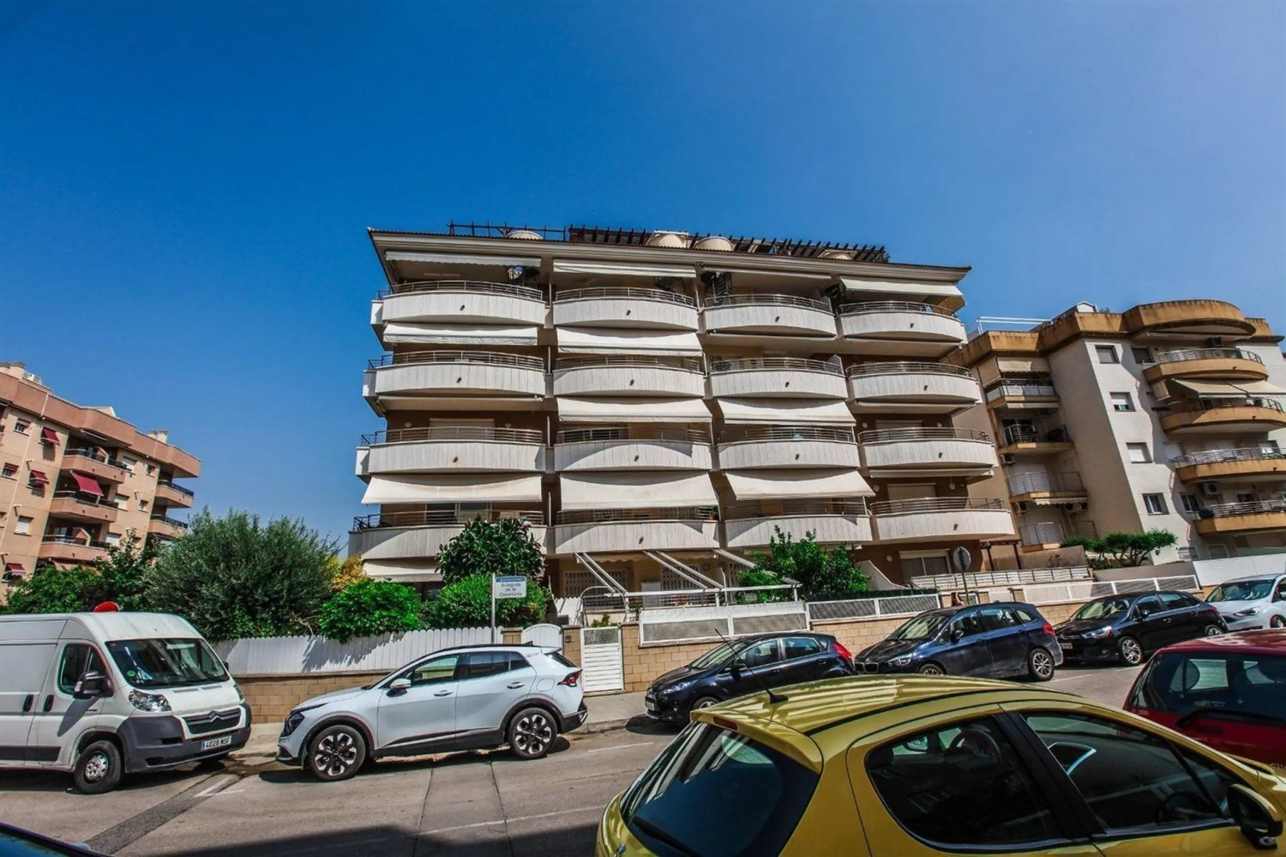 Exclusive home with private solarium in El Estany, Calafell