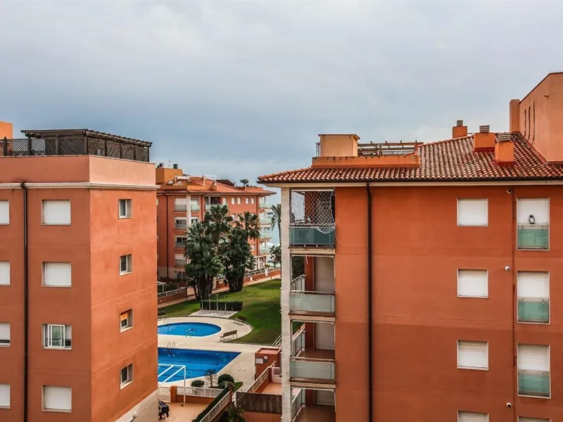 Exclusive home with private solarium in El Estany, Calafell