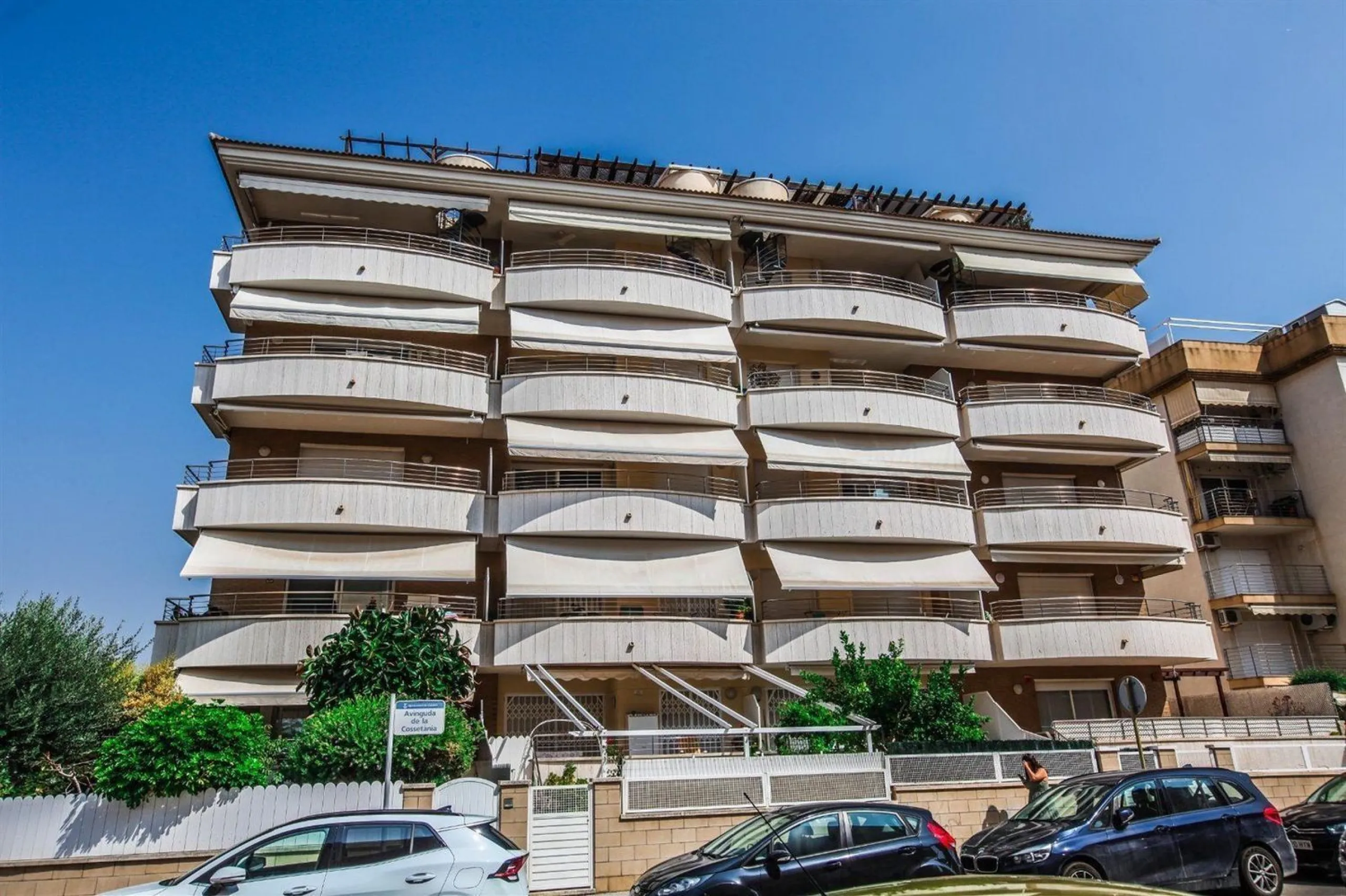 Exclusive home with private solarium in El Estany, Calafell