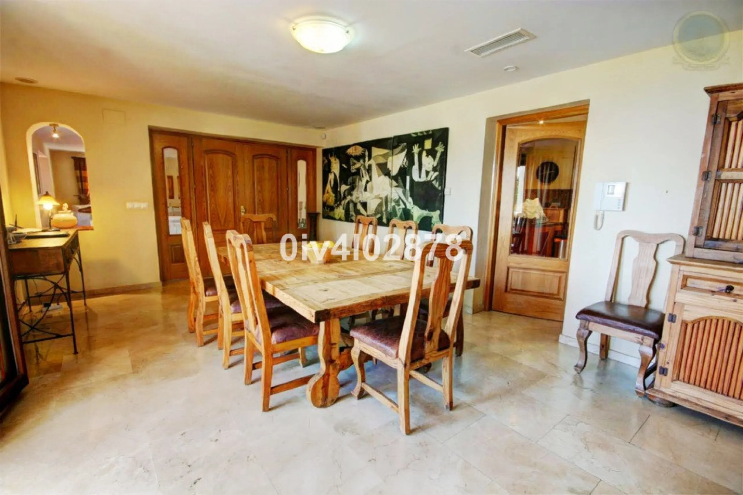 House - Detached Villa в продаже в Benalmadena, Málaga. В доме 10 спален и 10 ванных комнат. Площадь дома 658 м². Площадь участка 2780 м²