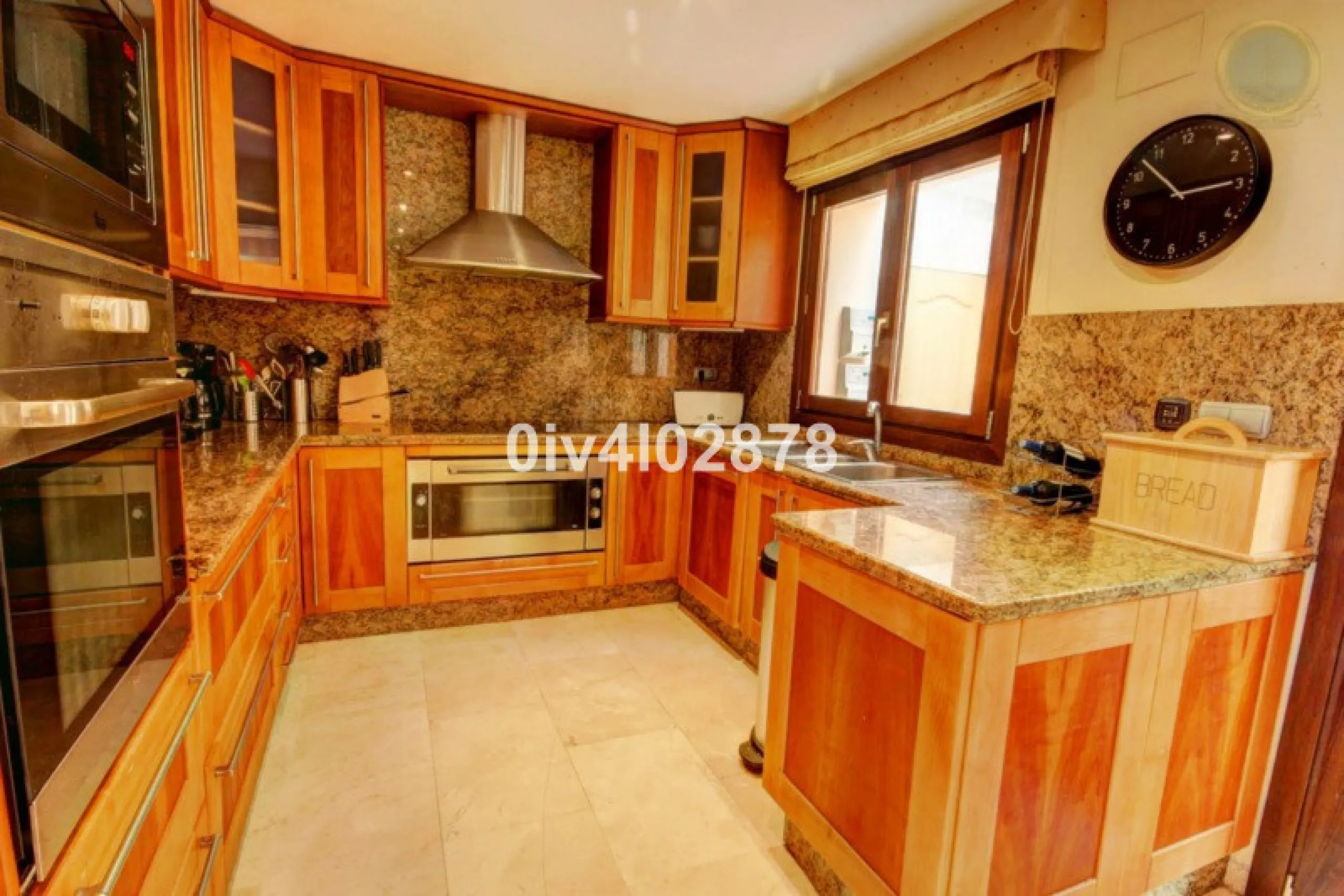 House - Detached Villa в продаже в Benalmadena, Málaga. В доме 10 спален и 10 ванных комнат. Площадь дома 658 м². Площадь участка 2780 м²