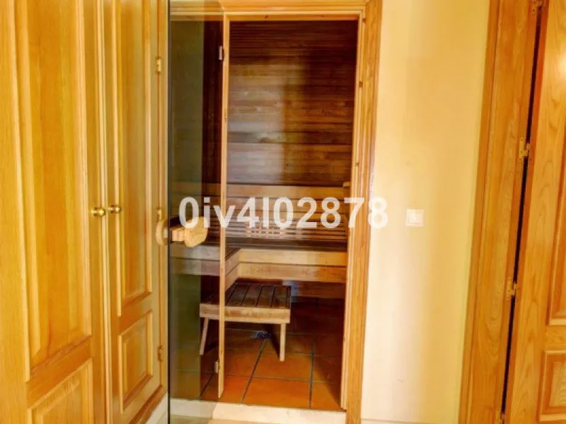 House - Detached Villa в продаже в Benalmadena, Málaga. В доме 10 спален и 10 ванных комнат. Площадь дома 658 м². Площадь участка 2780 м²