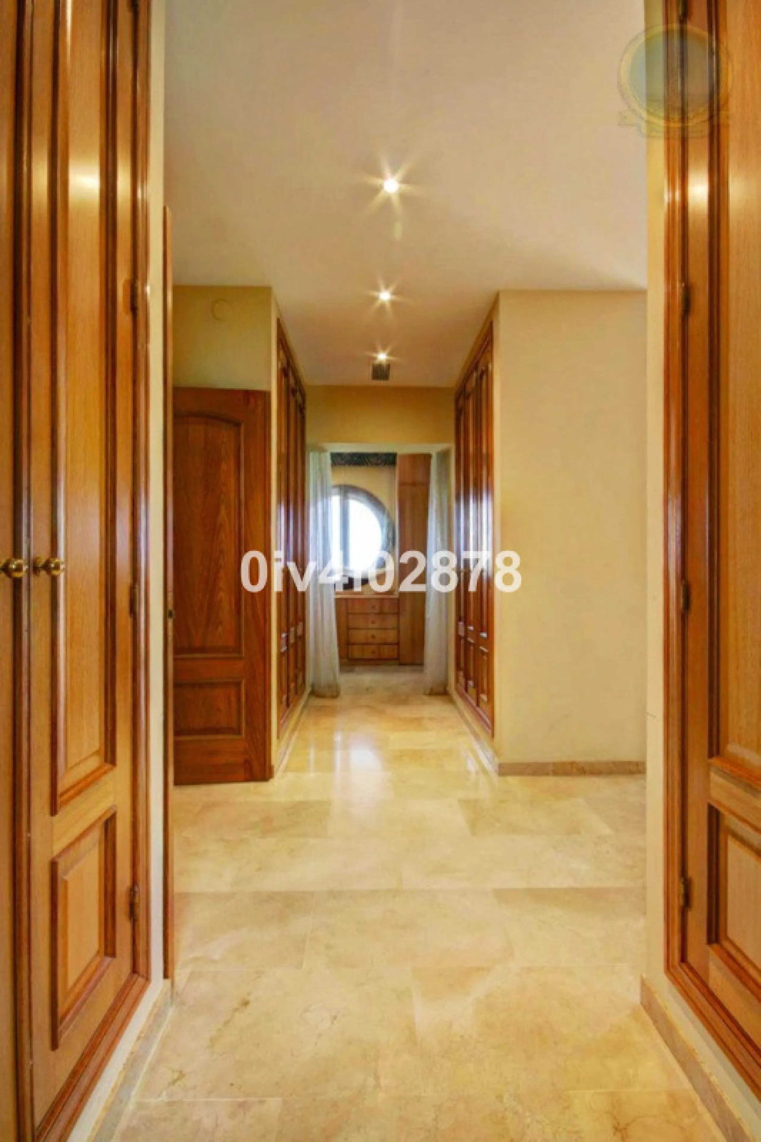 House - Detached Villa в продаже в Benalmadena, Málaga. В доме 10 спален и 10 ванных комнат. Площадь дома 658 м². Площадь участка 2780 м²