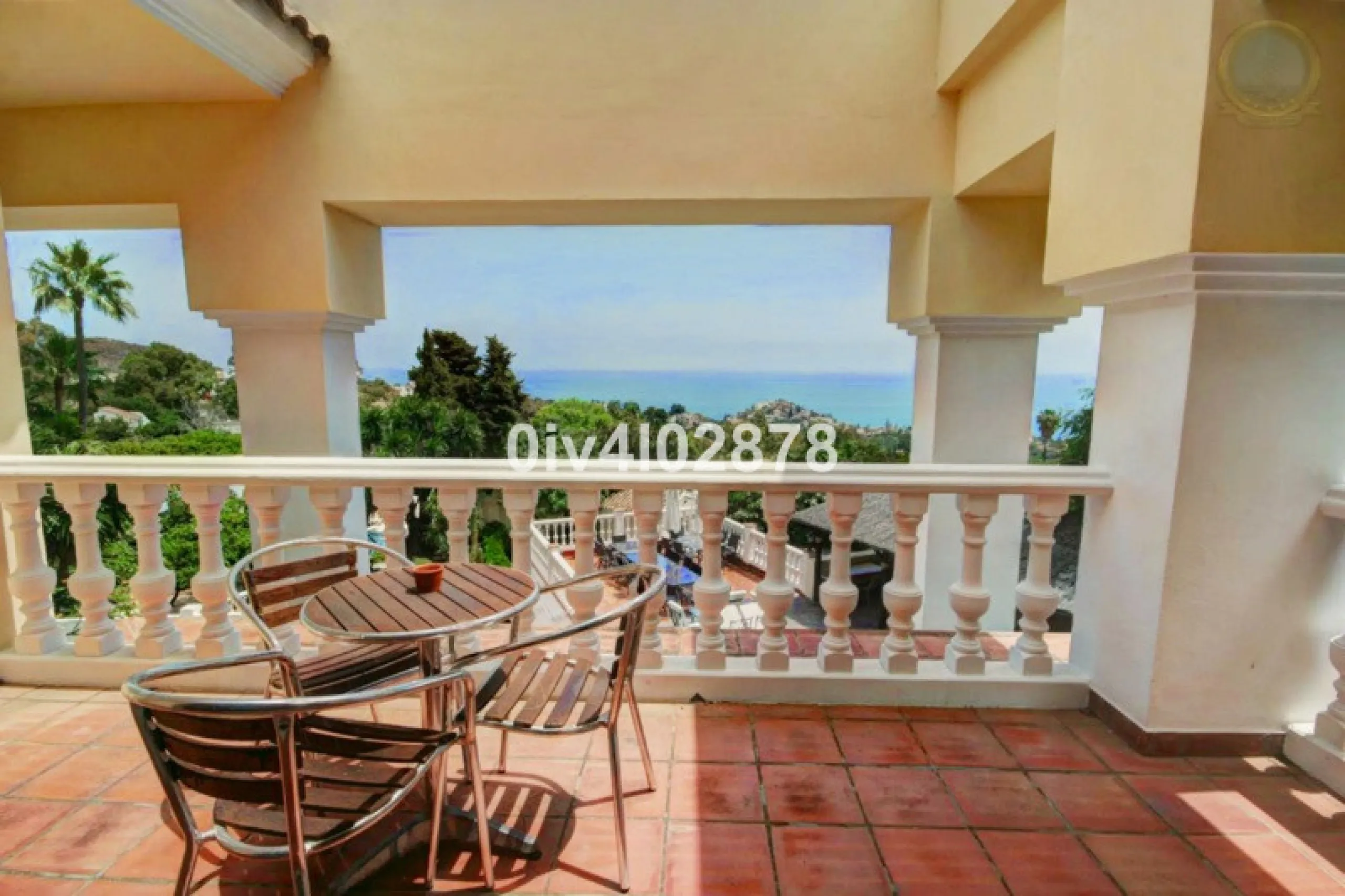 House - Detached Villa в продаже в Benalmadena, Málaga. В доме 10 спален и 10 ванных комнат. Площадь дома 658 м². Площадь участка 2780 м²