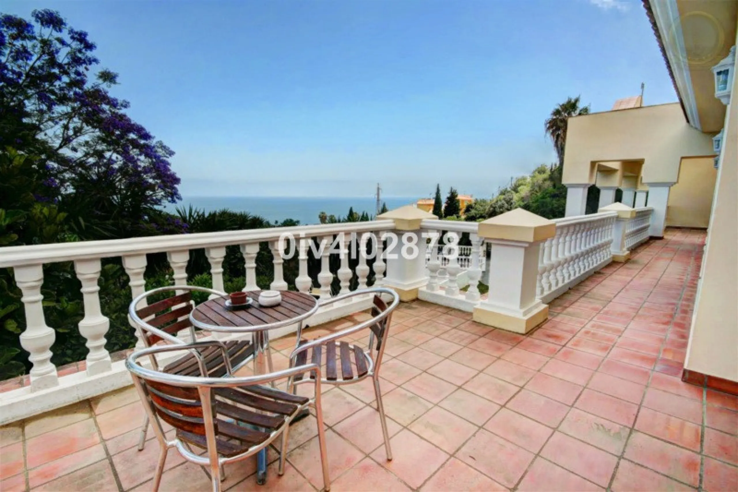 House - Detached Villa в продаже в Benalmadena, Málaga. В доме 10 спален и 10 ванных комнат. Площадь дома 658 м². Площадь участка 2780 м²
