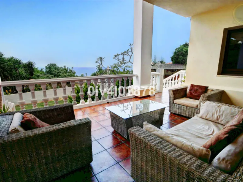 House - Detached Villa в продаже в Benalmadena, Málaga. В доме 10 спален и 10 ванных комнат. Площадь дома 658 м². Площадь участка 2780 м²
