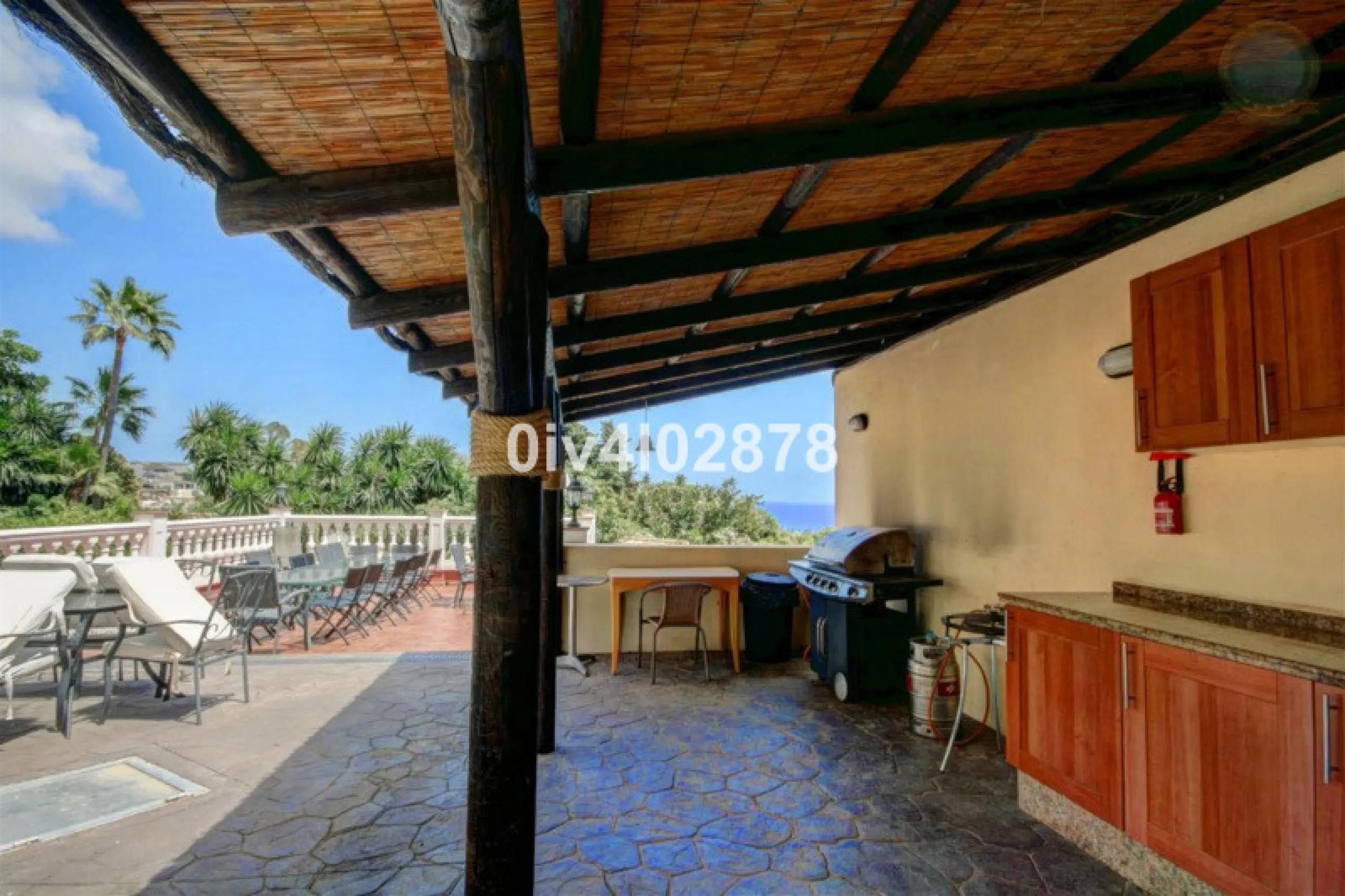 House - Detached Villa в продаже в Benalmadena, Málaga. В доме 10 спален и 10 ванных комнат. Площадь дома 658 м². Площадь участка 2780 м²