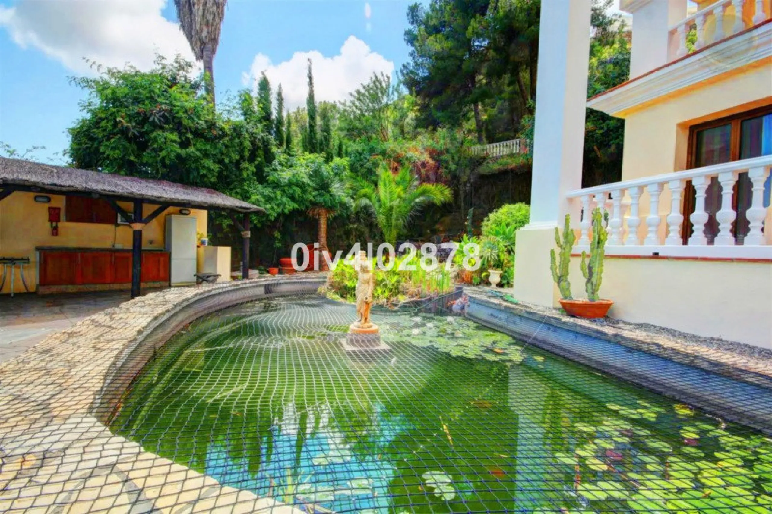 House - Detached Villa в продаже в Benalmadena, Málaga. В доме 10 спален и 10 ванных комнат. Площадь дома 658 м². Площадь участка 2780 м²