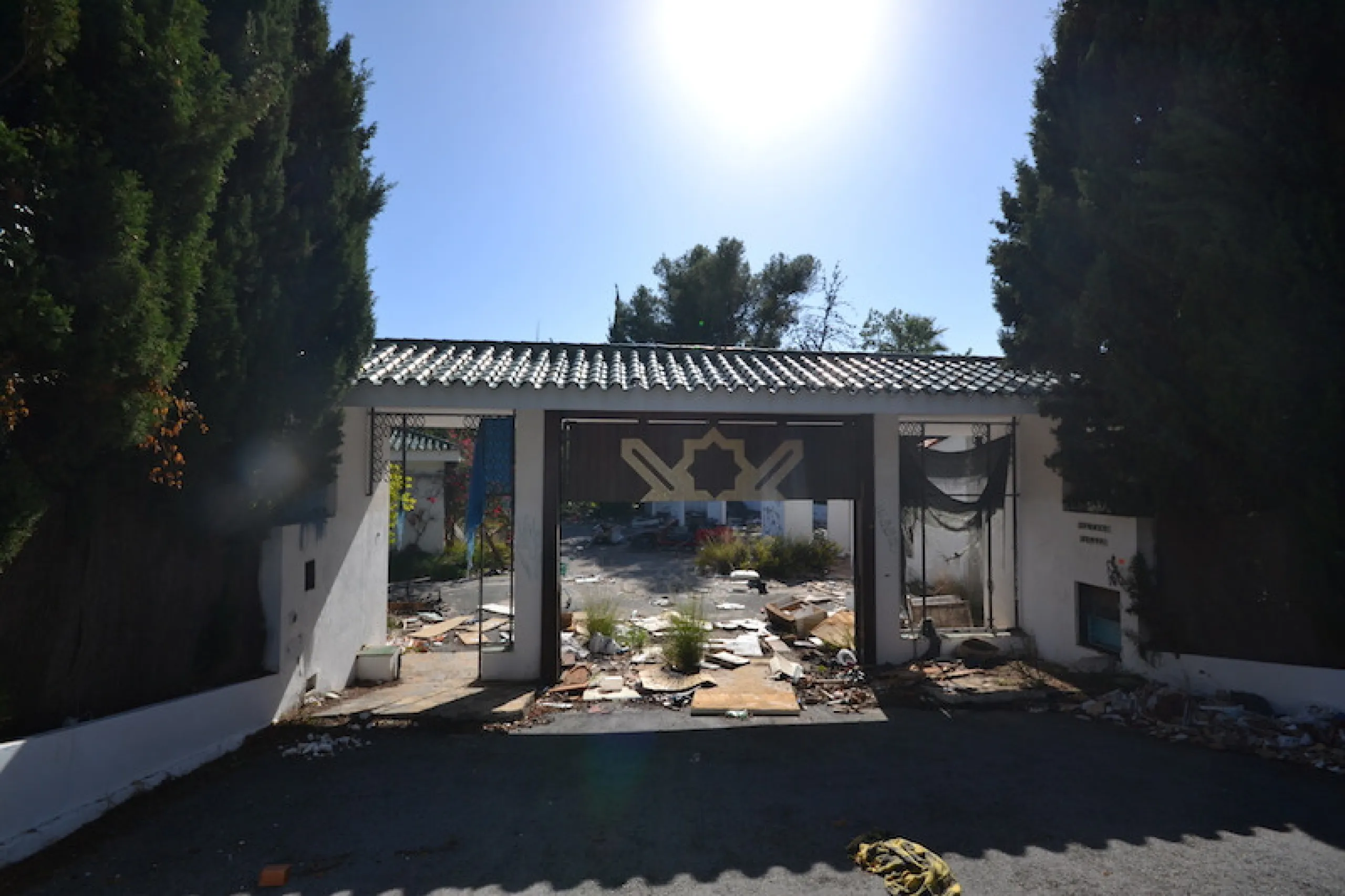 Plot - Land with Ruin в продаже в Marbella, Málaga. Площадь дома 2288 м². Площадь участка 13000 м²