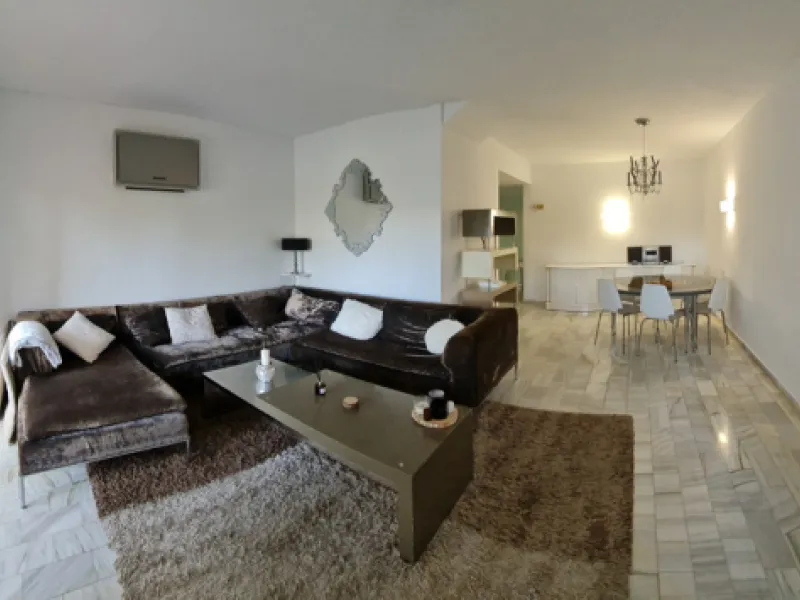 Surrounded by 12.000 m2 of gardens for only 12 properties and  in front of las Brisas Golf. This lovely ,  3 bedrooms duplex with 2  bahrooms and  guess toilet .Offers you communal pool and gardens, to enjoy "the golf-valley way of life". Air cond all the