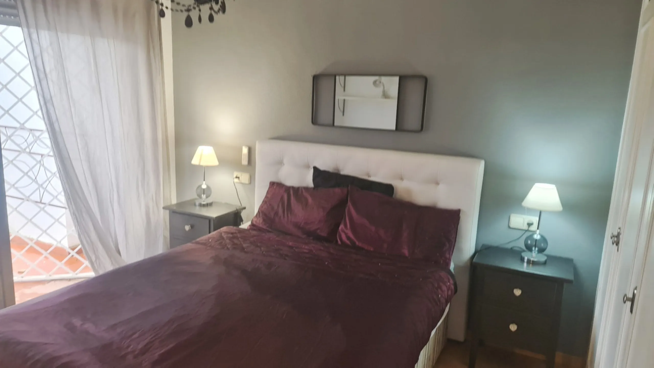 Surrounded by 12.000 m2 of gardens for only 12 properties and  in front of las Brisas Golf. This lovely ,  3 bedrooms duplex with 2  bahrooms and  guess toilet .Offers you communal pool and gardens, to enjoy "the golf-valley way of life". Air cond all the