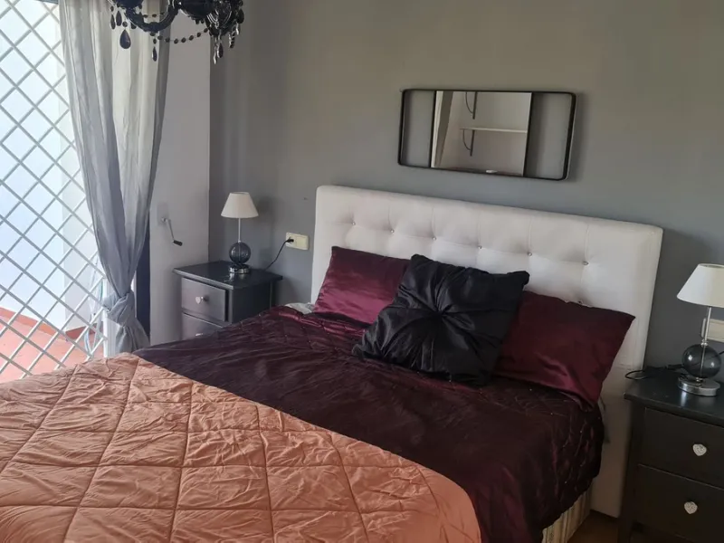 Surrounded by 12.000 m2 of gardens for only 12 properties and  in front of las Brisas Golf. This lovely ,  3 bedrooms duplex with 2  bahrooms and  guess toilet .Offers you communal pool and gardens, to enjoy "the golf-valley way of life". Air cond all the