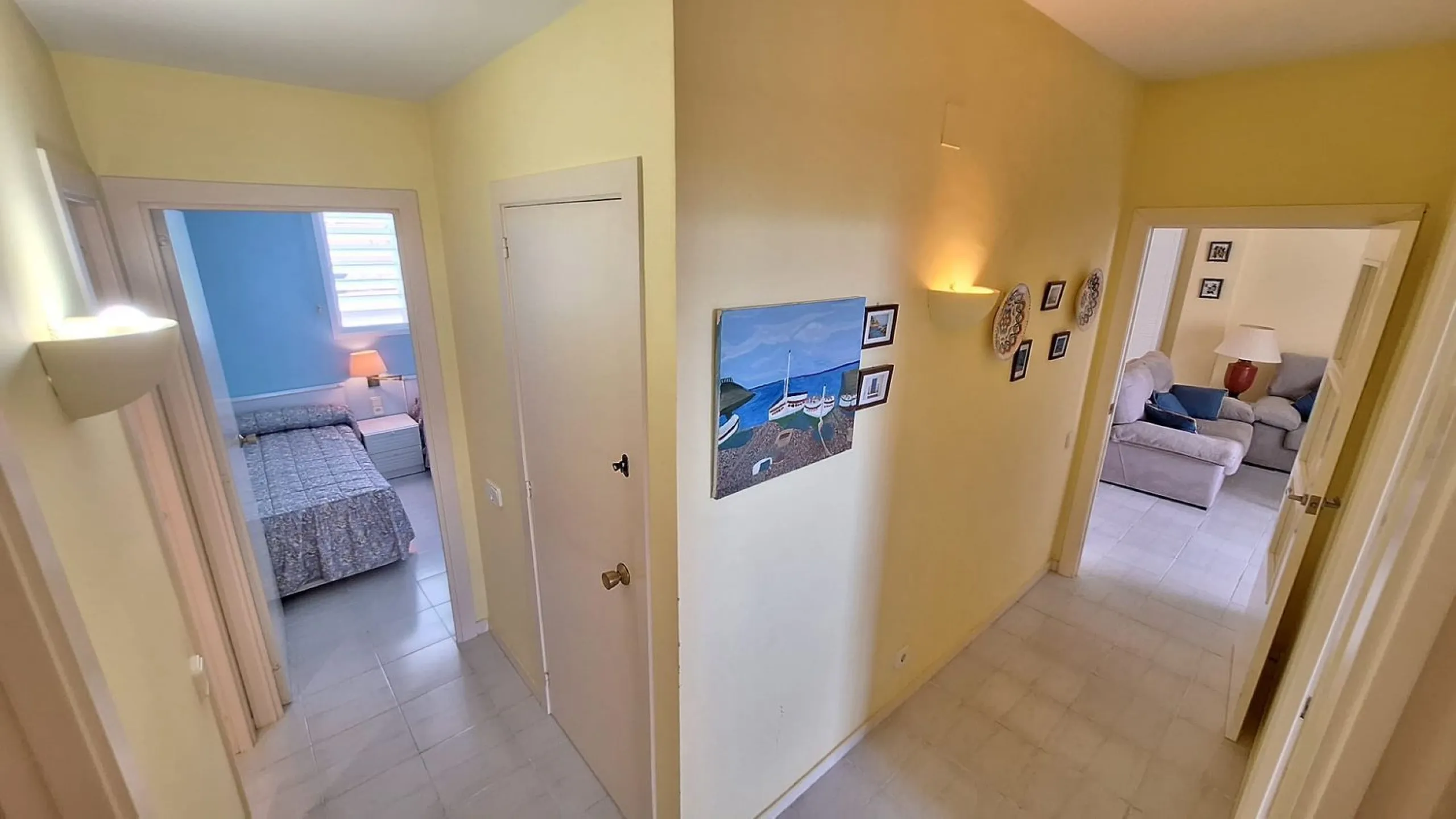 Exclusive seafront ground floor apartment in Masía Blanca, El Vendrell
