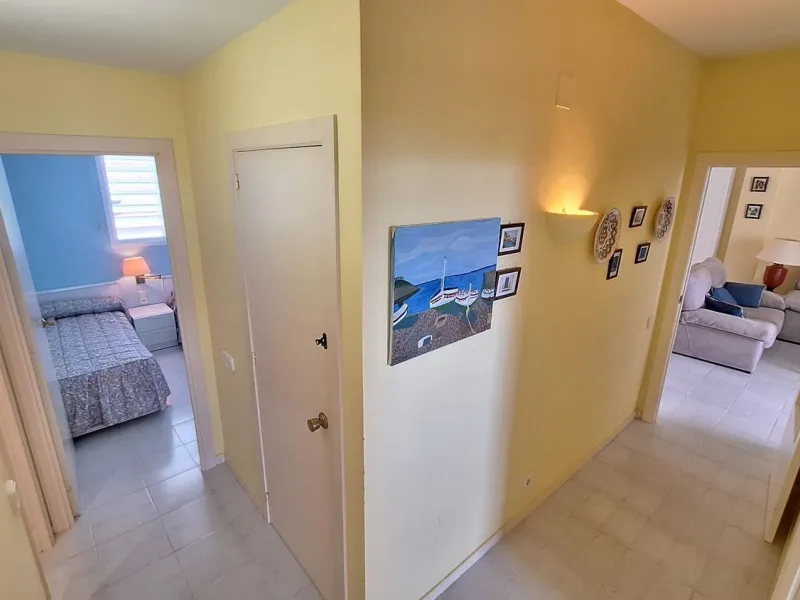 Exclusive seafront ground floor apartment in Masía Blanca, El Vendrell