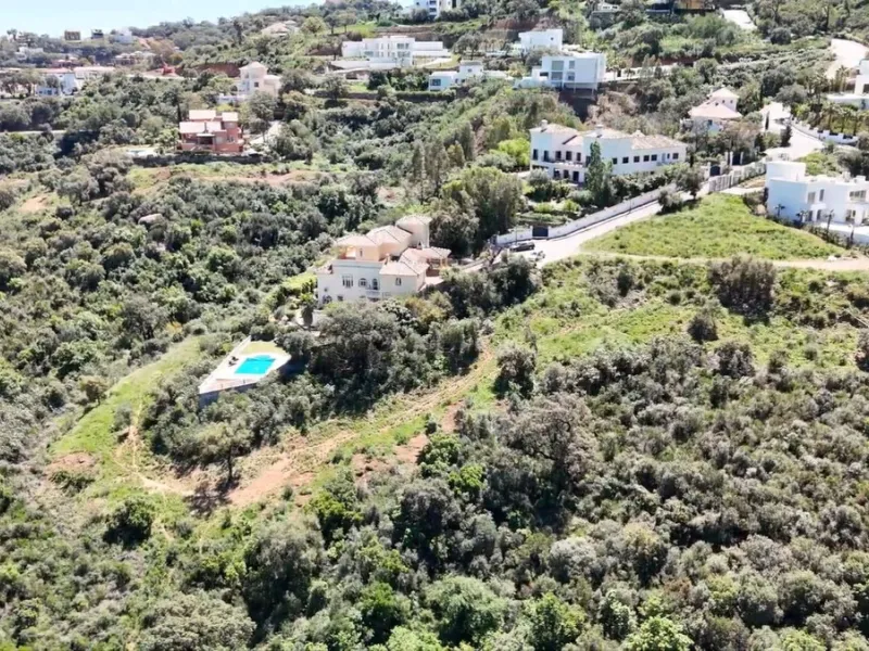 QUICK SALE! A unique opportunity for investors and individuals