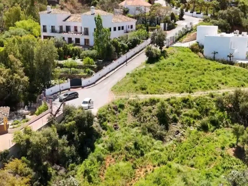 QUICK SALE! A unique opportunity for investors and individuals