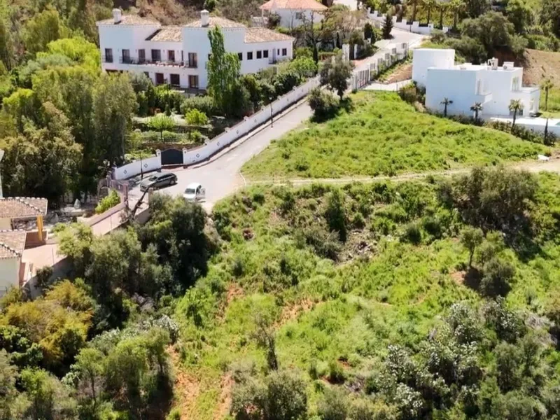 QUICK SALE! A unique opportunity for investors and individuals