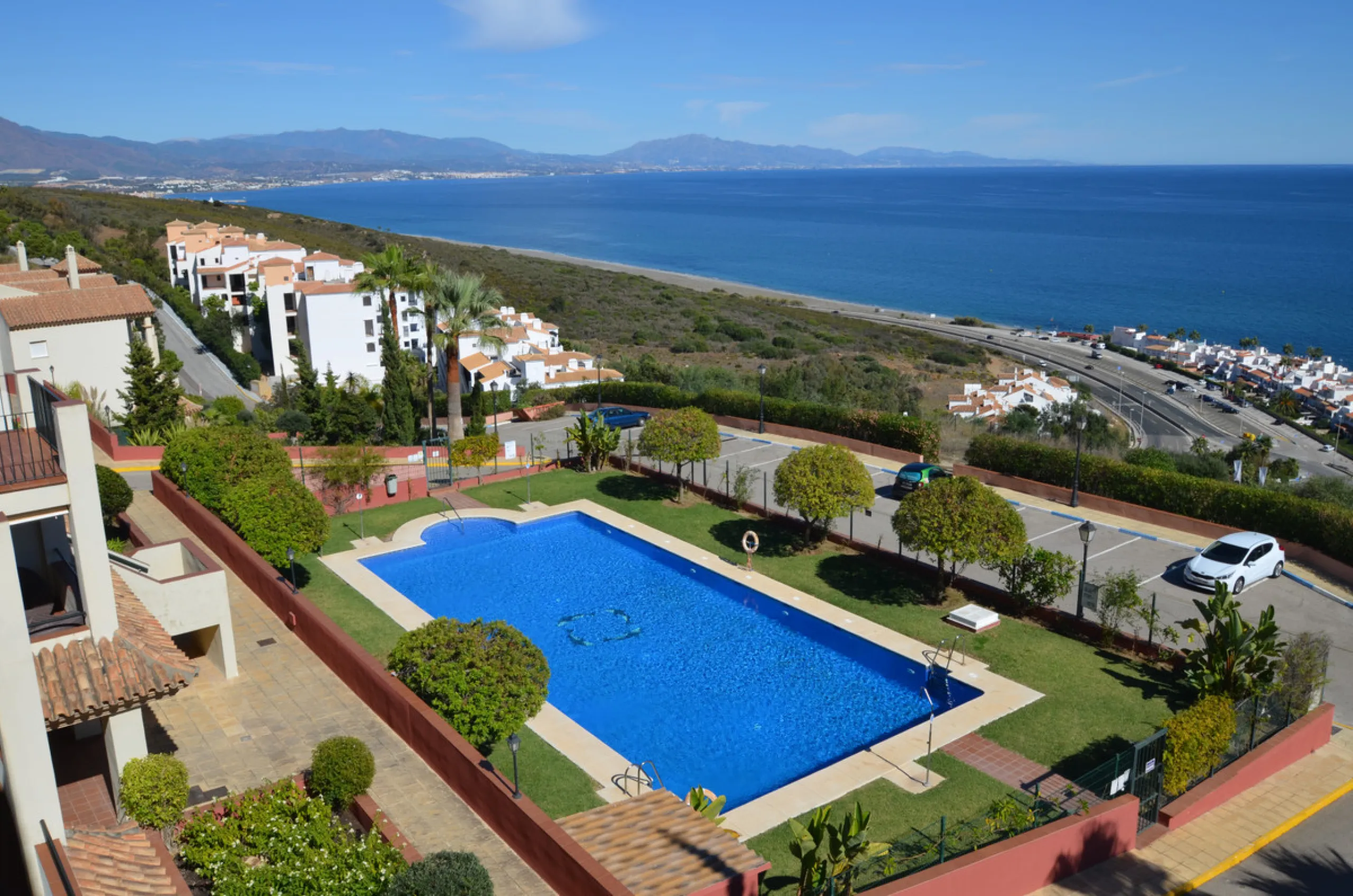 Apartment - Penthouse в продаже в Manilva, Málaga. В доме 3 спален и 2 ванных комнат. Площадь дома 115 м²