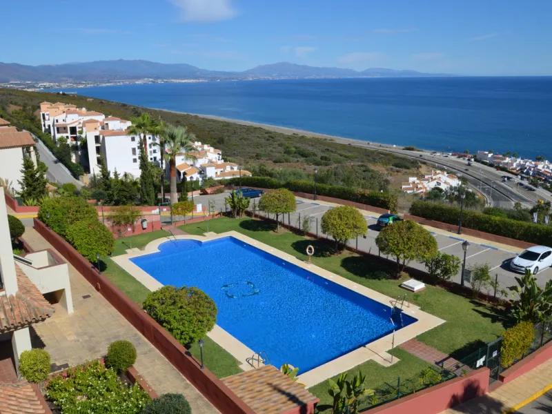 Apartment - Penthouse в продаже в Manilva, Málaga. В доме 3 спален и 2 ванных комнат. Площадь дома 115 м²