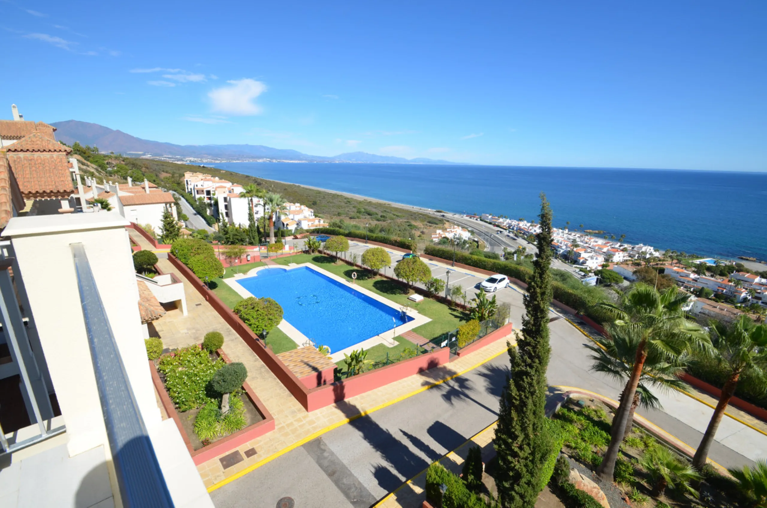 Apartment - Penthouse в продаже в Manilva, Málaga. В доме 3 спален и 2 ванных комнат. Площадь дома 115 м²