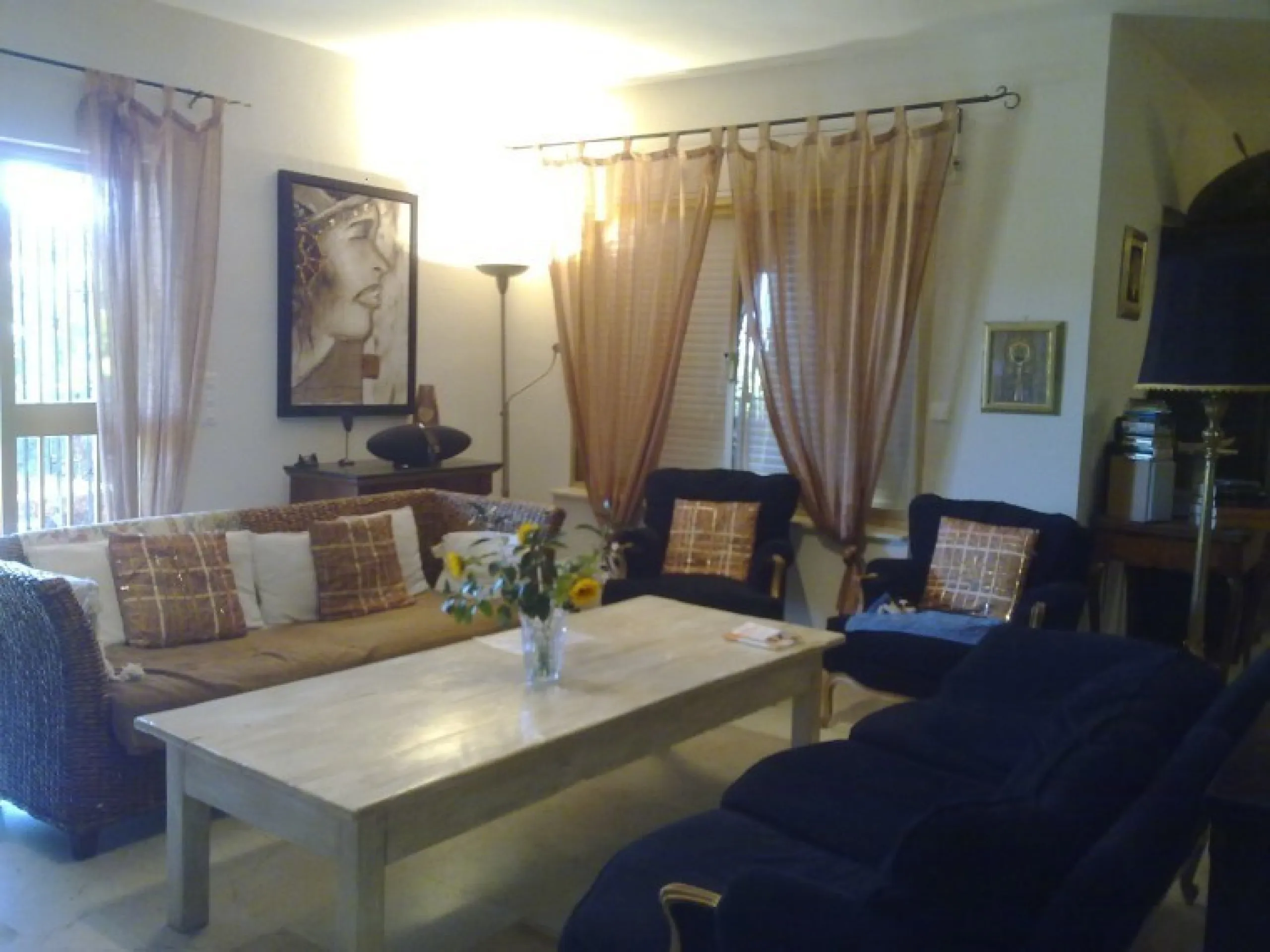 Detached villa near cumbres del Rodeo in Nueva Andalucia, only a short drive to Puerto Banus and the town of San Pedro.