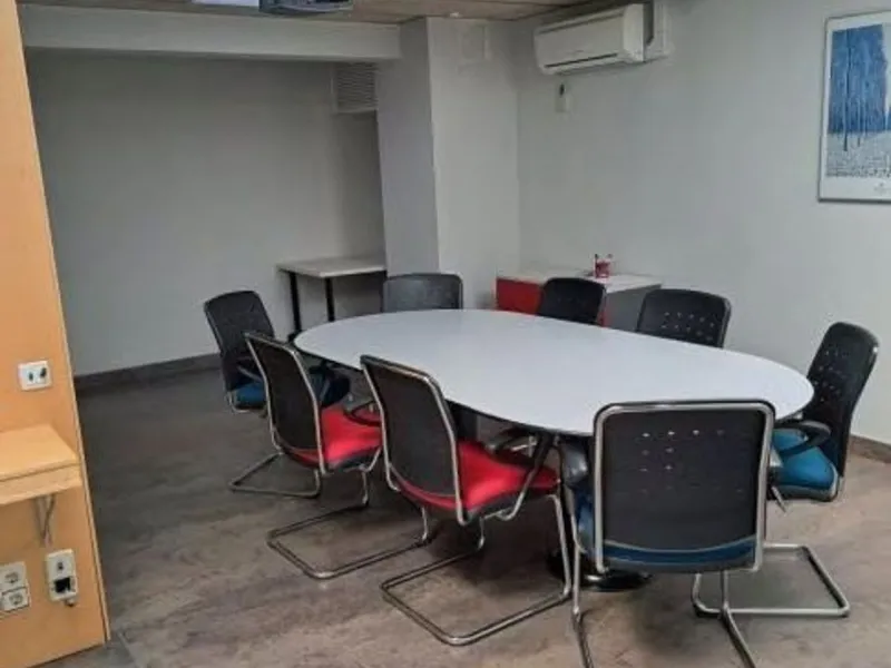 Local comercial en alquiler en Baix Guinardó – Barcelona
