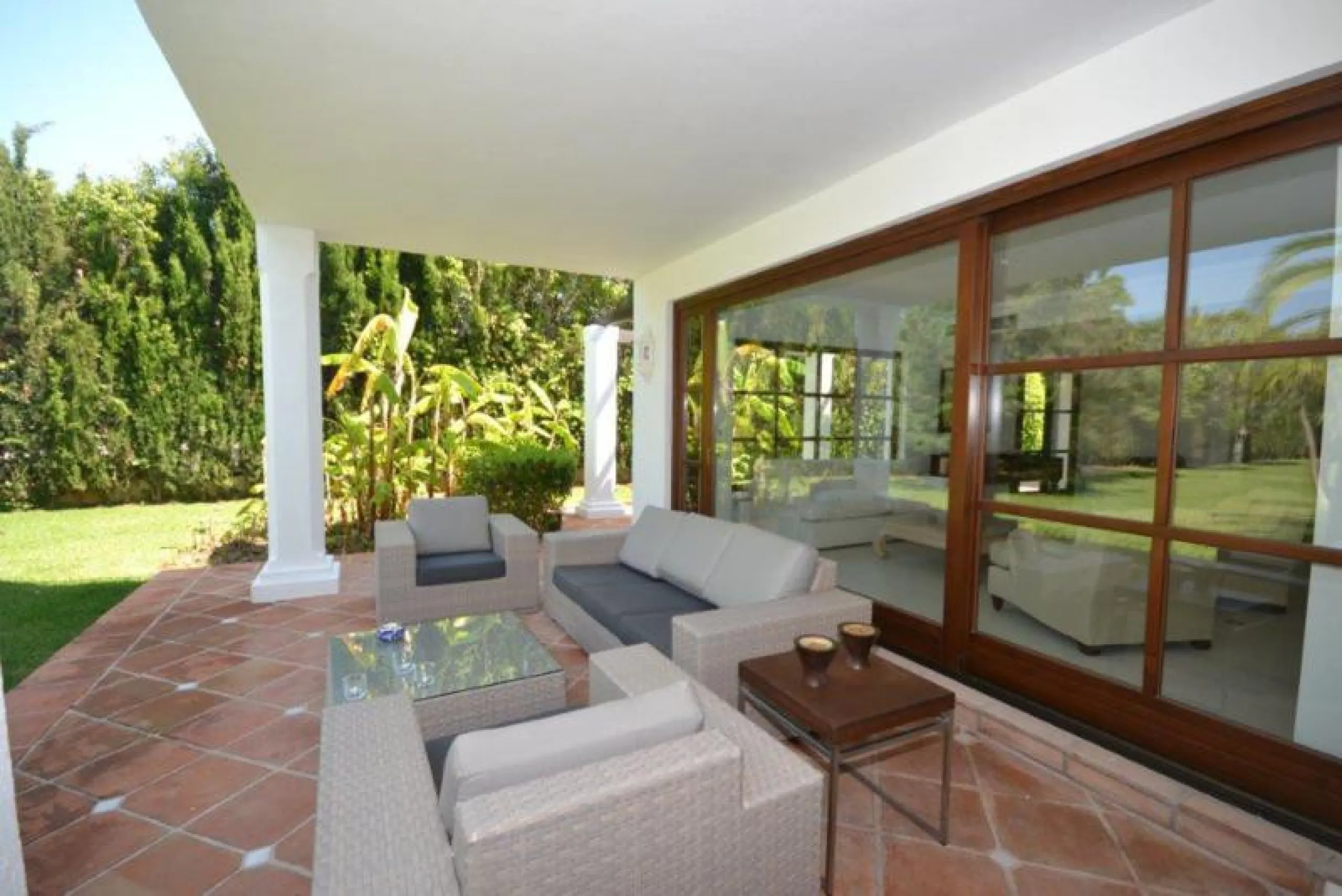 House - Detached Villa в продаже в Marbella, Málaga. В доме 6 спален и 6 ванных комнат. Площадь дома 700 м². Площадь участка 3200 м²