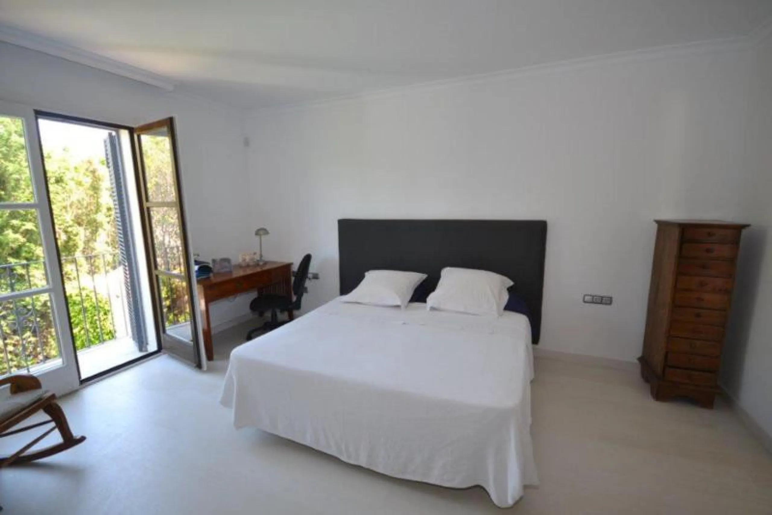 House - Detached Villa в продаже в Marbella, Málaga. В доме 6 спален и 6 ванных комнат. Площадь дома 700 м². Площадь участка 3200 м²