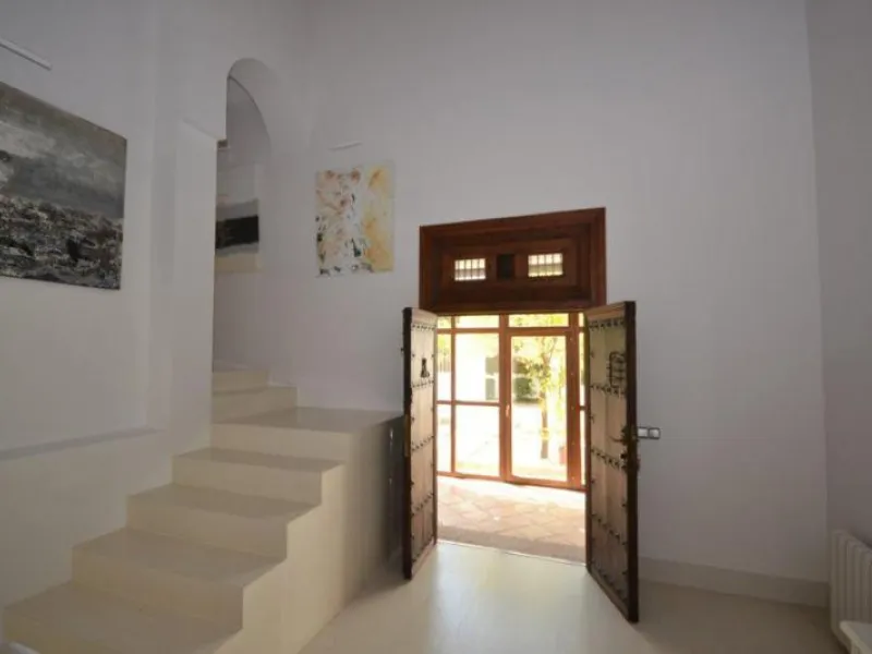 House - Detached Villa в продаже в Marbella, Málaga. В доме 6 спален и 6 ванных комнат. Площадь дома 700 м². Площадь участка 3200 м²