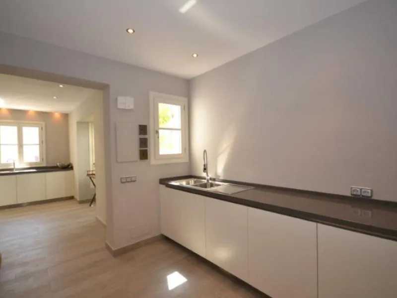 House - Detached Villa в продаже в Marbella, Málaga. В доме 6 спален и 6 ванных комнат. Площадь дома 700 м². Площадь участка 3200 м²