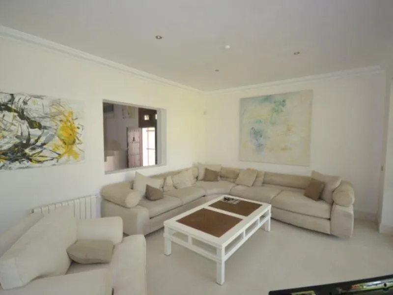 House - Detached Villa в продаже в Marbella, Málaga. В доме 6 спален и 6 ванных комнат. Площадь дома 700 м². Площадь участка 3200 м²