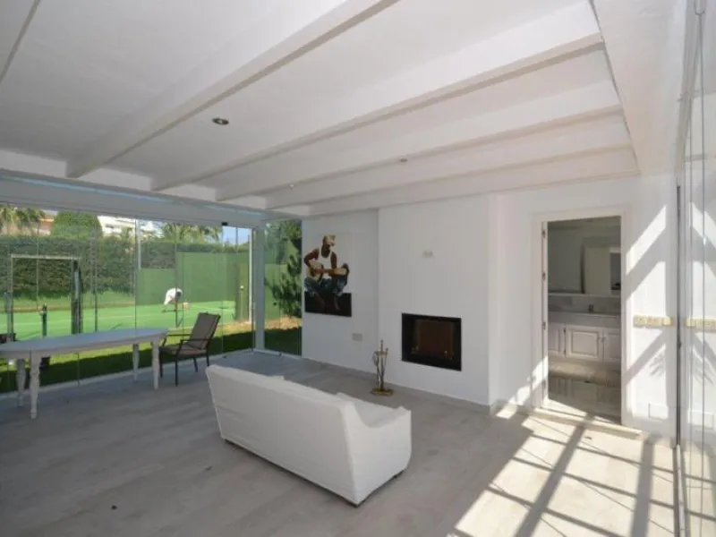 House - Detached Villa в продаже в Marbella, Málaga. В доме 6 спален и 6 ванных комнат. Площадь дома 700 м². Площадь участка 3200 м²