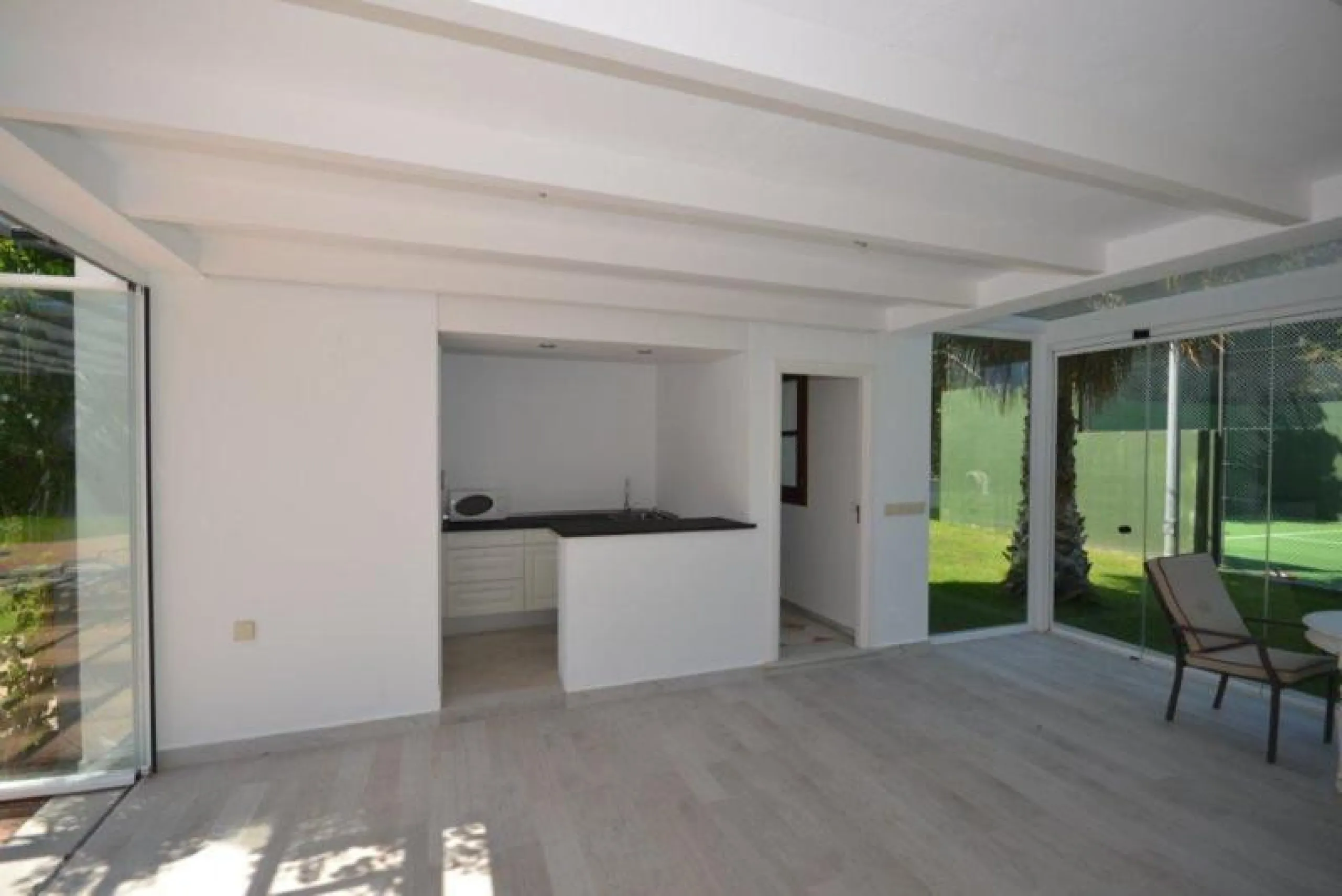 House - Detached Villa в продаже в Marbella, Málaga. В доме 6 спален и 6 ванных комнат. Площадь дома 700 м². Площадь участка 3200 м²
