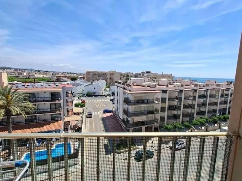 Seafront Apartment with Panoramic Sea Views in Segur de Calafell, Costa Dorada