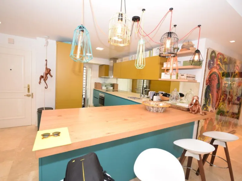 This luxury apartment is situated in Costalita on the beach side. Costalita is a nice gated complex with swimming pools and nice gardens. The apartment has 3 bedrooms and 3 bathrooms, a big living room and a separate dining area. The kitcten is open plan.