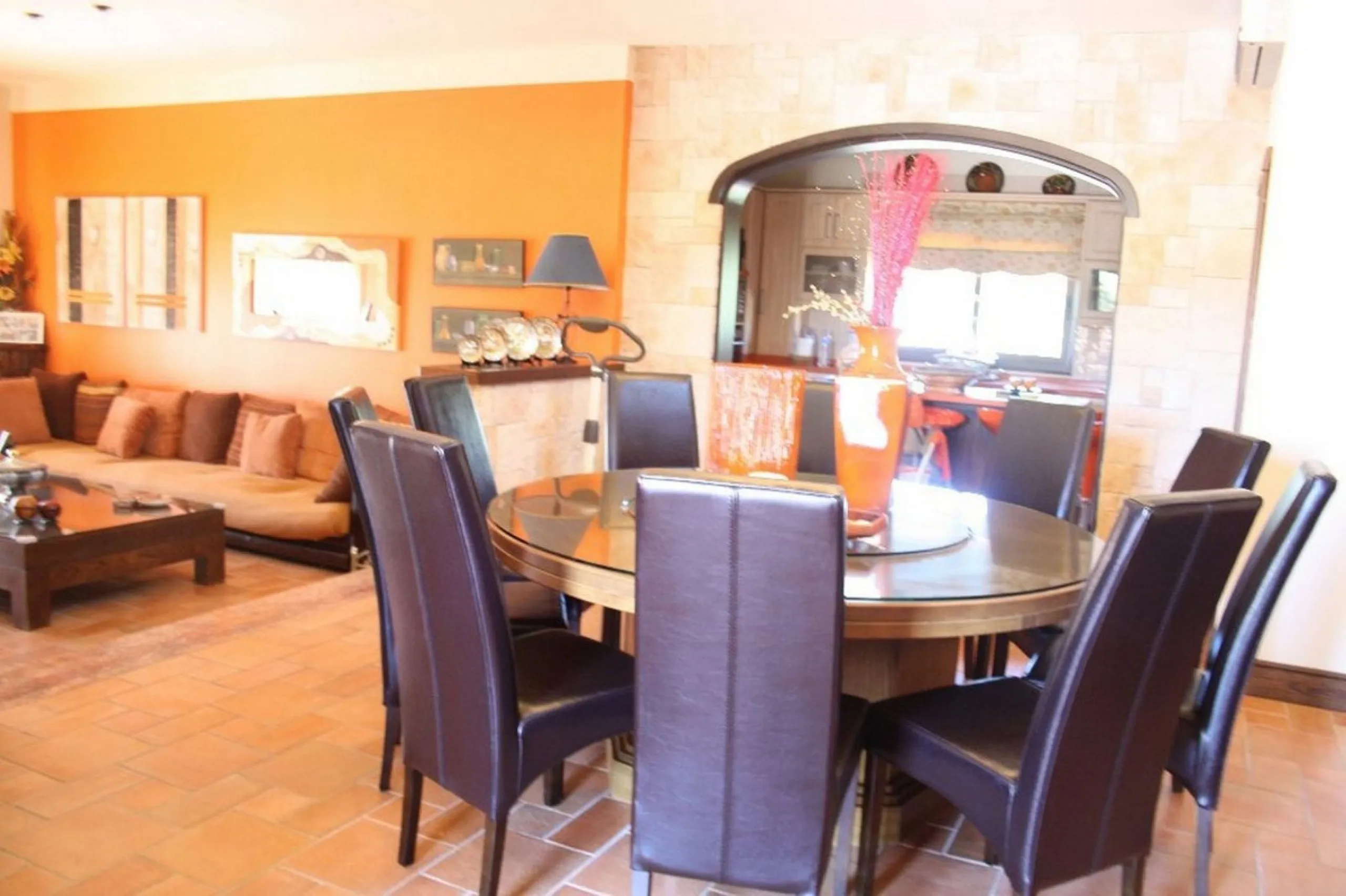 Private Estate of 4,250 m²** with a swimming pool, covered parking, sea-view lookout, barbecue oven, and terrace with views. The house spans 650 m² over three floors: equipped kitchen, living room, dining room for 10, study, suite with bathroom, 4 double 