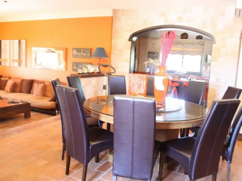 Private Estate of 4,250 m²** with a swimming pool, covered parking, sea-view lookout, barbecue oven, and terrace with views. The house spans 650 m² over three floors: equipped kitchen, living room, dining room for 10, study, suite with bathroom, 4 double 